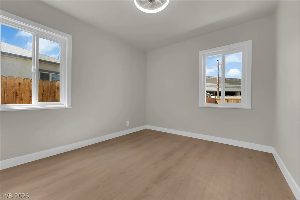433 10th, Las Vegas, NV 89101
