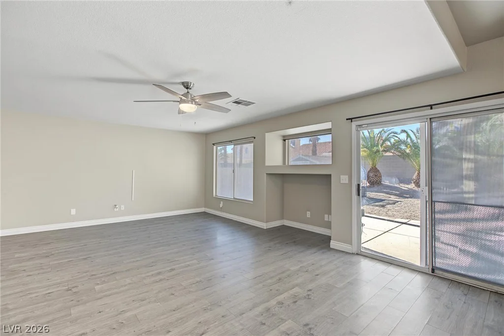 1619 Silver Falls, Las Vegas, NV 89123