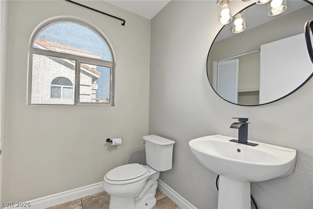1619 Silver Falls, Las Vegas, NV 89123