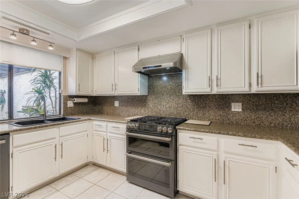 2543 Laconia, Las Vegas, NV 89121