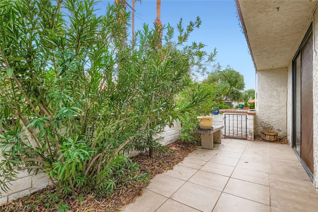 2543 Laconia, Las Vegas, NV 89121