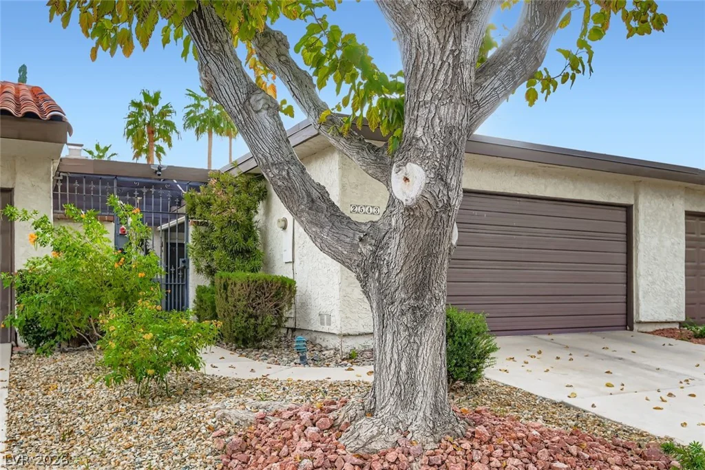 2543 Laconia, Las Vegas, NV 89121