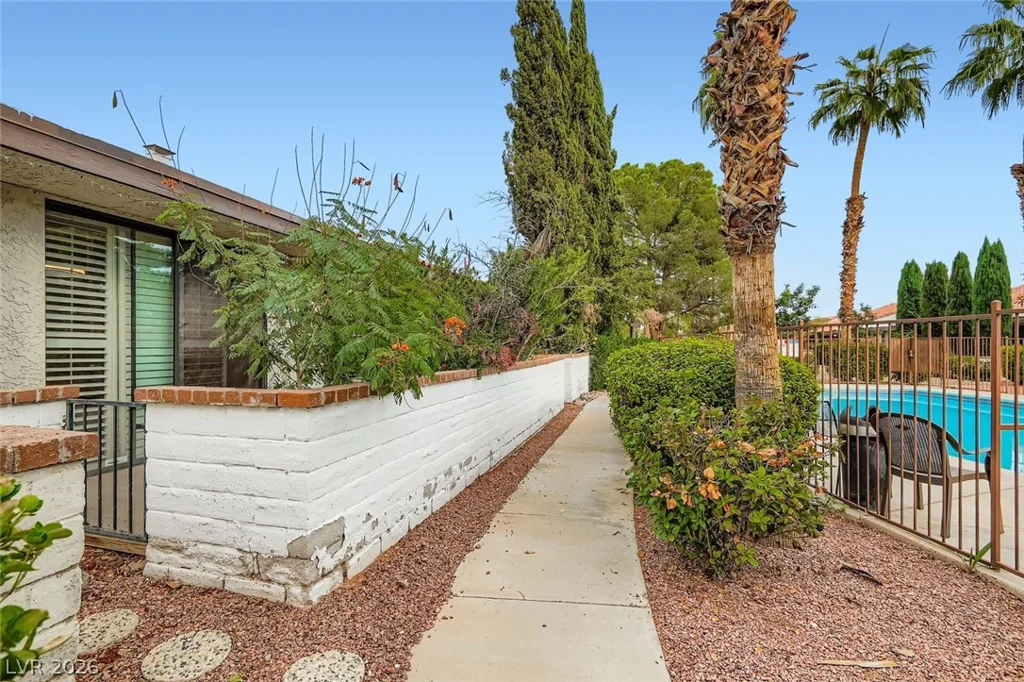 2543 Laconia, Las Vegas, NV 89121