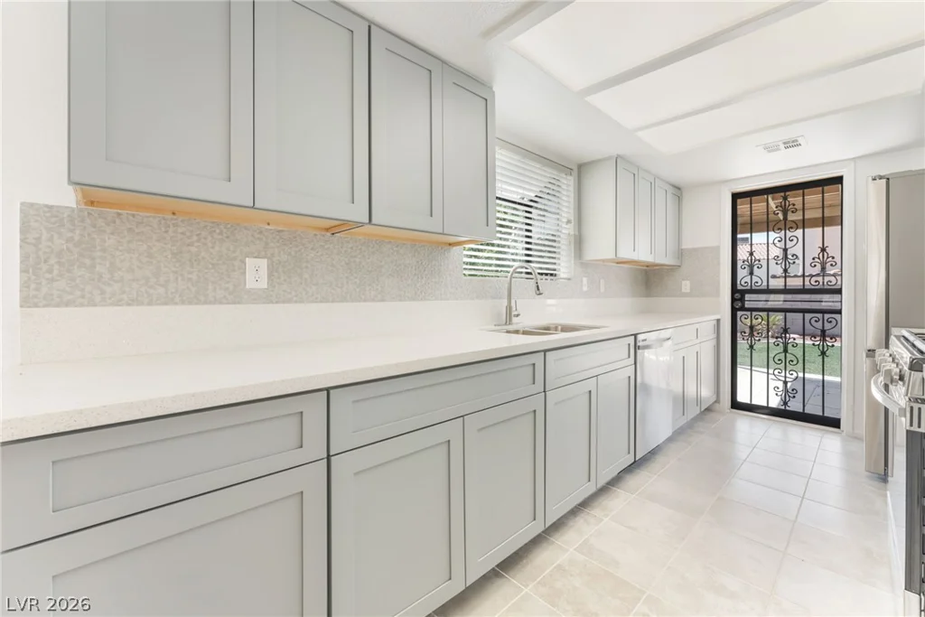 8241 Willeta, Las Vegas, NV 89145