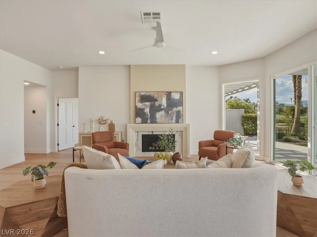 8944 Rainbow Ridge, Las Vegas, NV 89117