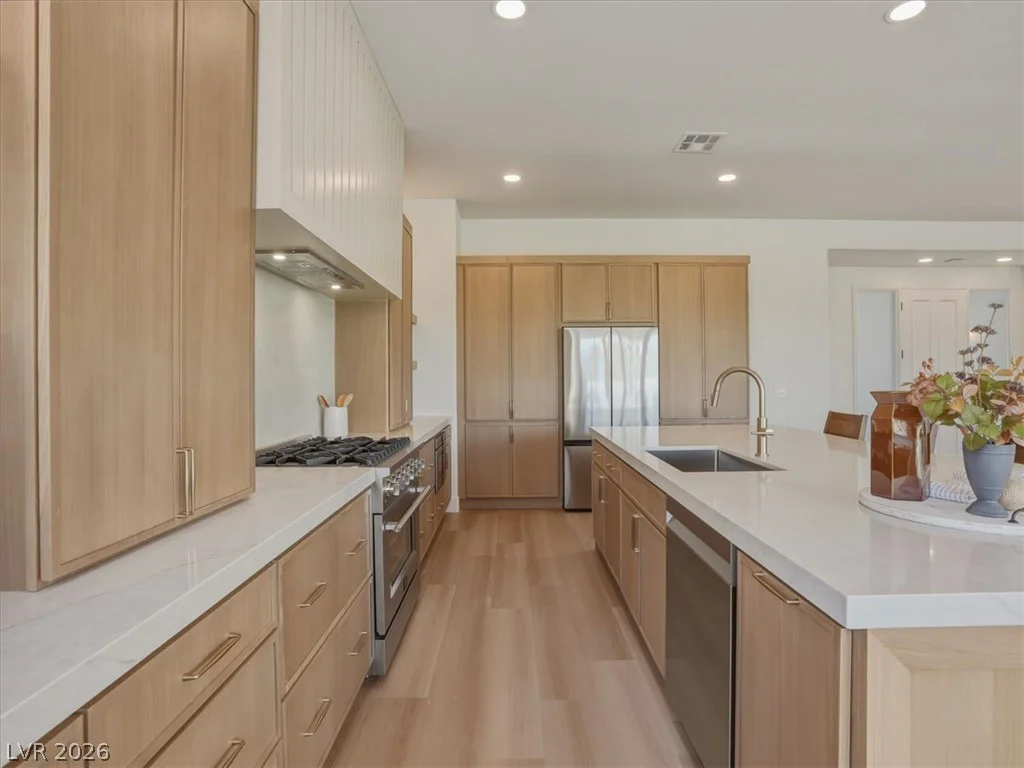 8944 Rainbow Ridge, Las Vegas, NV 89117
