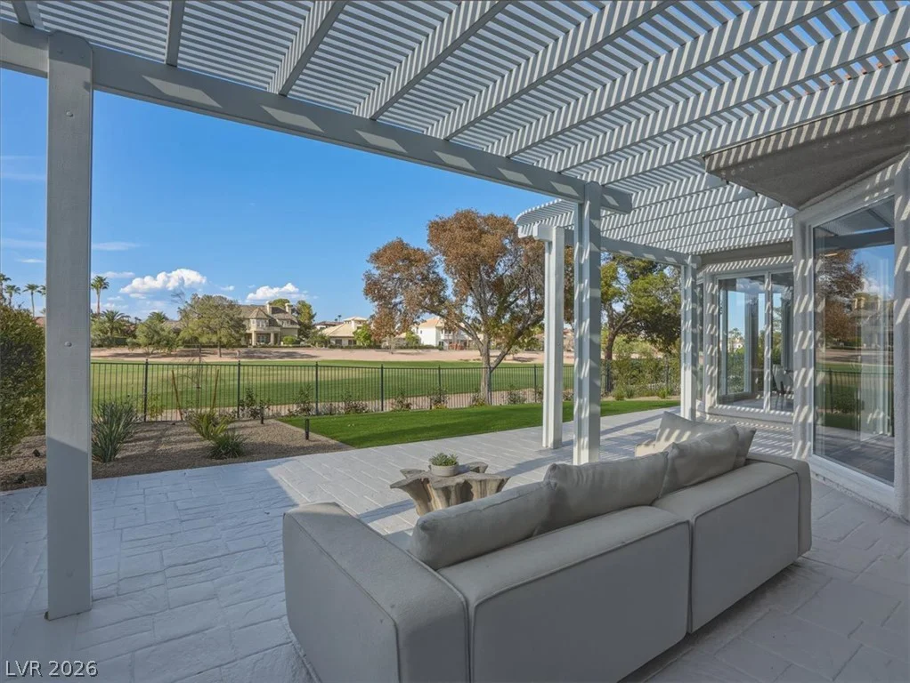 8944 Rainbow Ridge, Las Vegas, NV 89117
