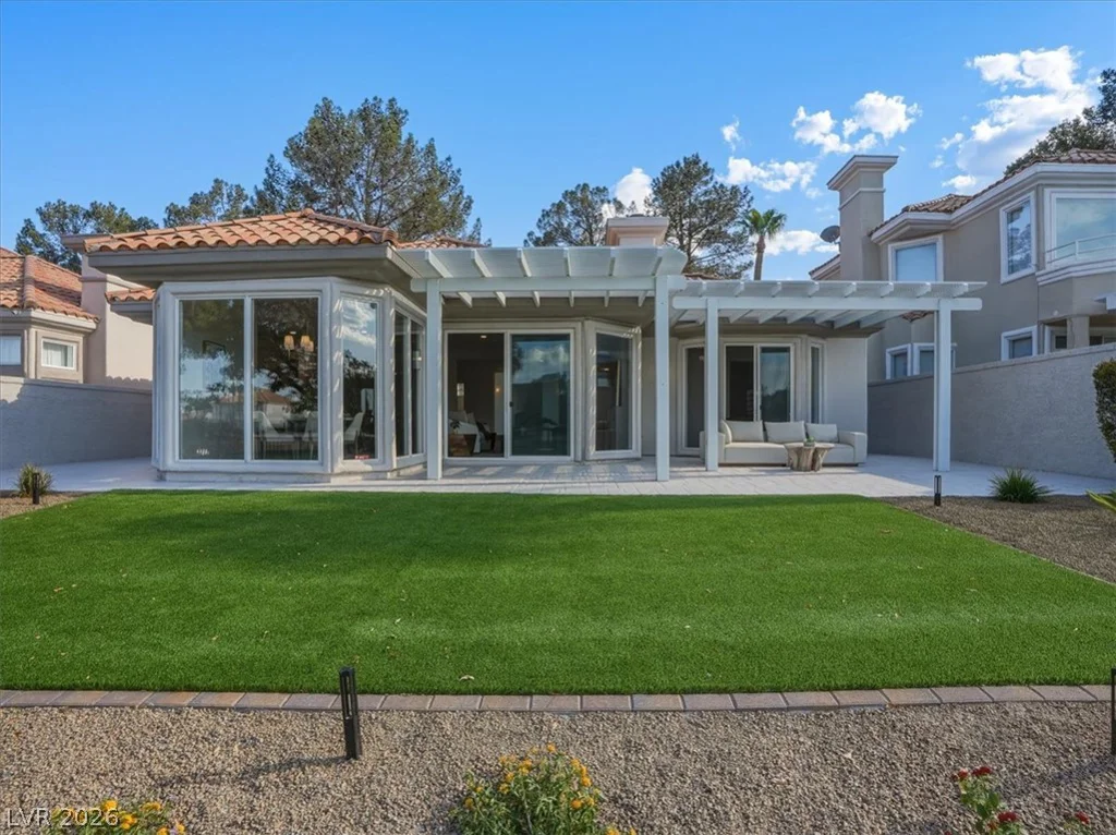 8944 Rainbow Ridge, Las Vegas, NV 89117