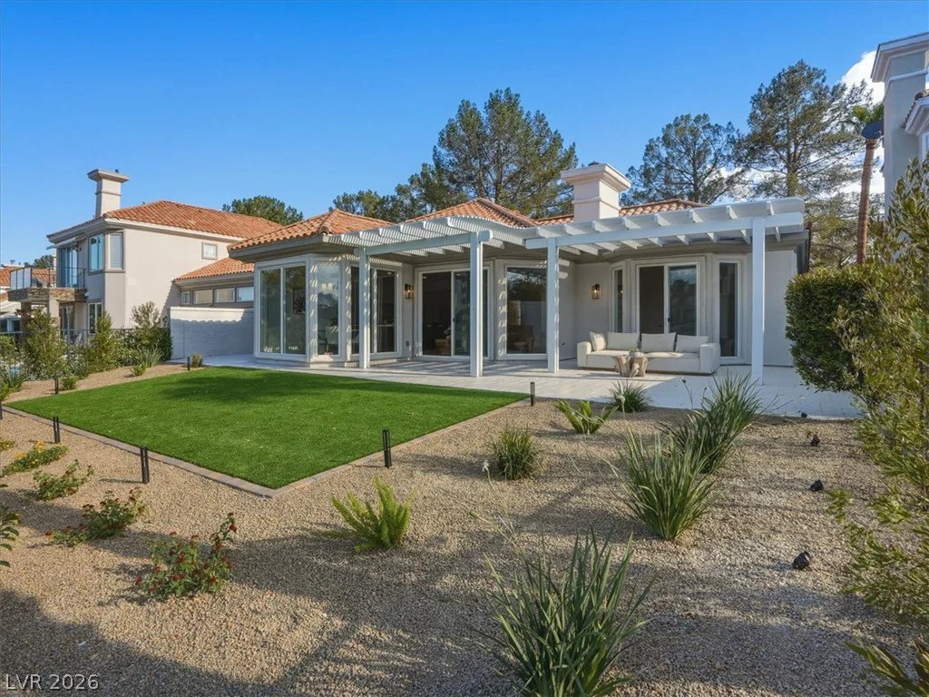 8944 Rainbow Ridge, Las Vegas, NV 89117