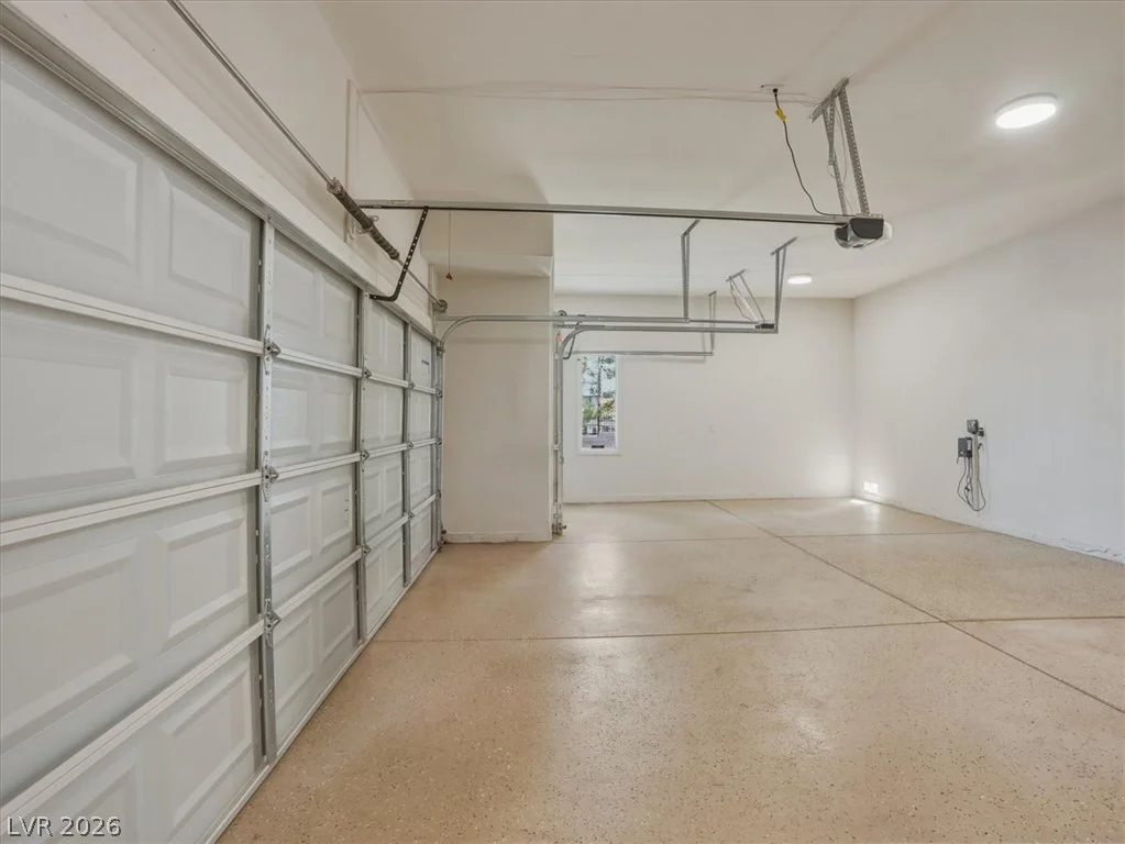 8944 Rainbow Ridge, Las Vegas, NV 89117