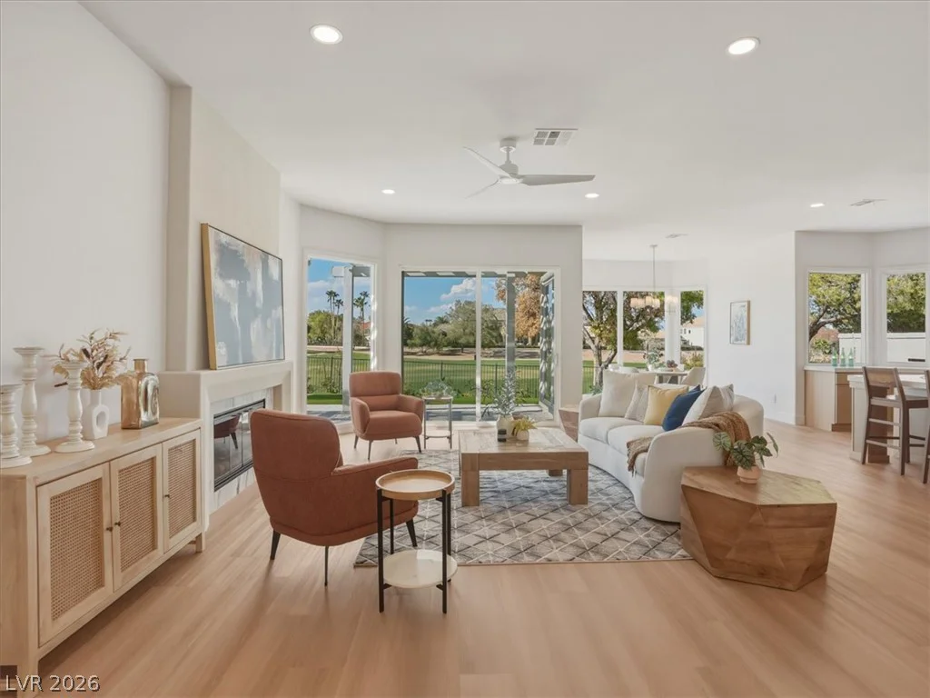8944 Rainbow Ridge, Las Vegas, NV 89117