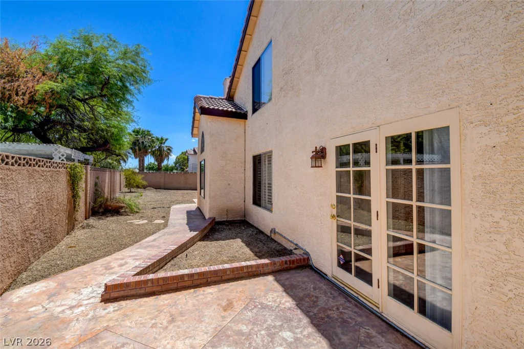 6401 Morley, Las Vegas, NV 89108
