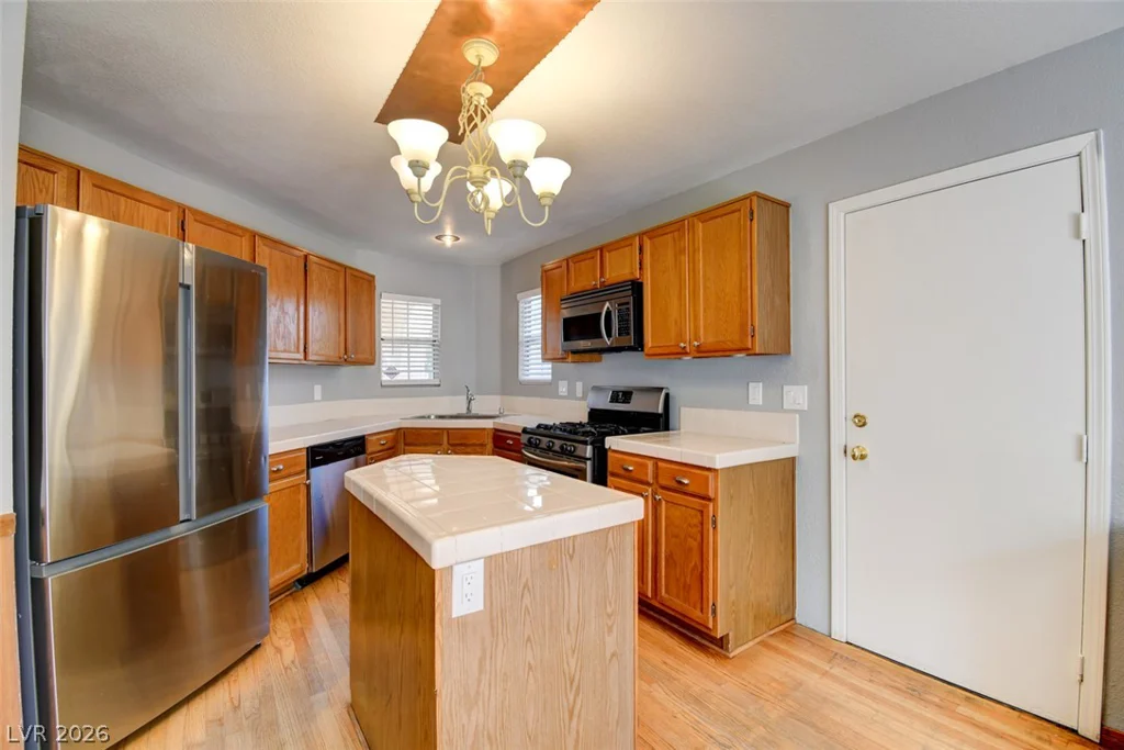 6401 Morley, Las Vegas, NV 89108