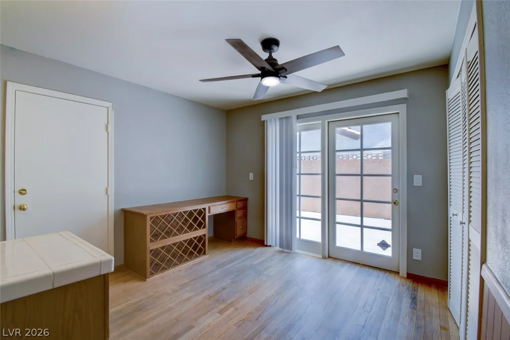 6401 Morley, Las Vegas, NV 89108
