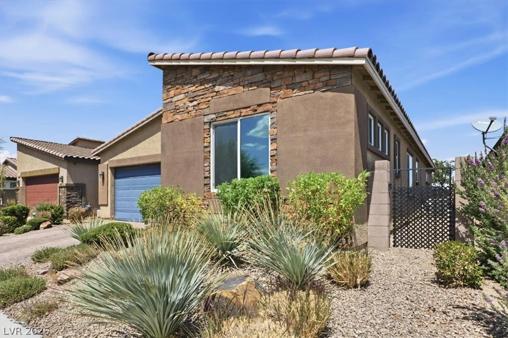 2128 Del Aqua, Henderson, NV 89002