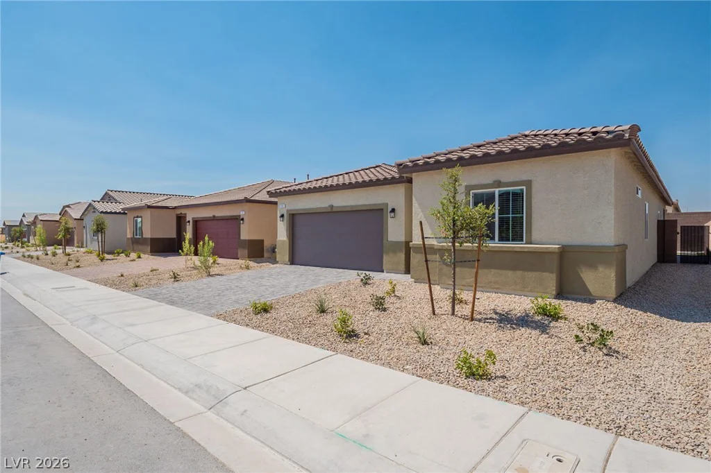 1691 Douglas Creek, North Las Vegas, NV 89084