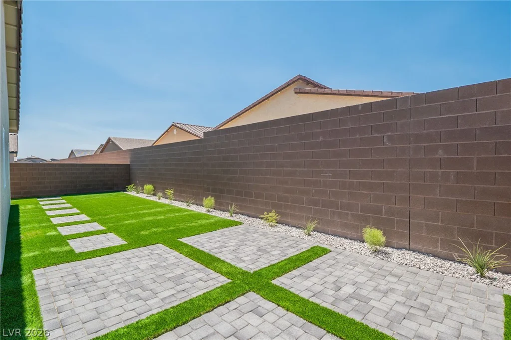 1691 Douglas Creek, North Las Vegas, NV 89084