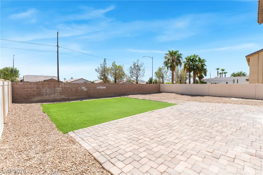5712 Grandmother Hat, North Las Vegas, NV 89081