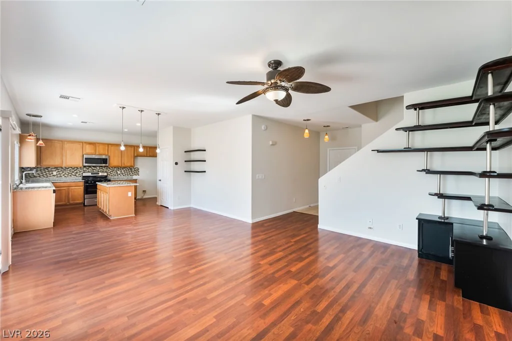 5712 Grandmother Hat, North Las Vegas, NV 89081