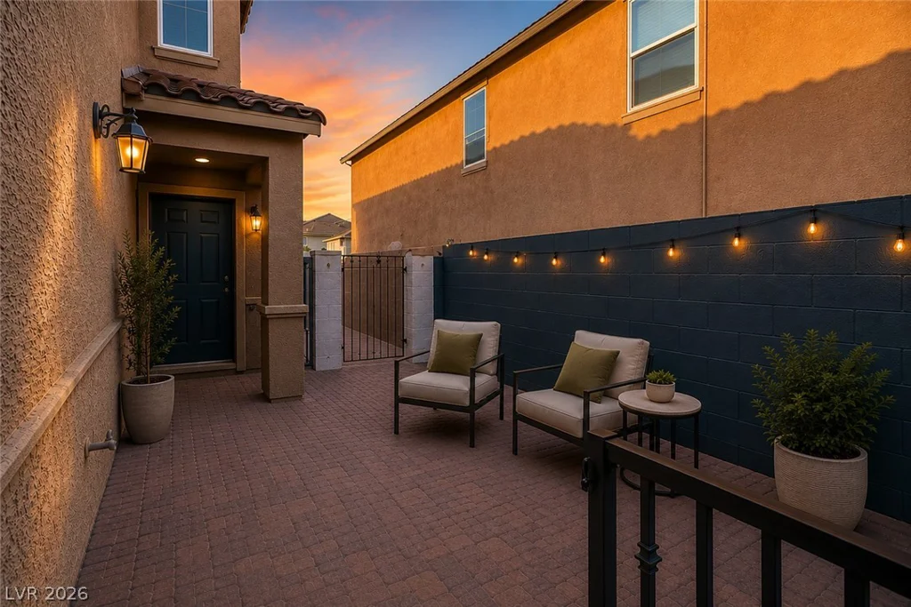 124 Country River, Henderson, NV 89011