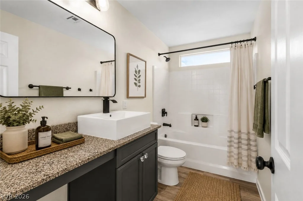124 Country River, Henderson, NV 89011