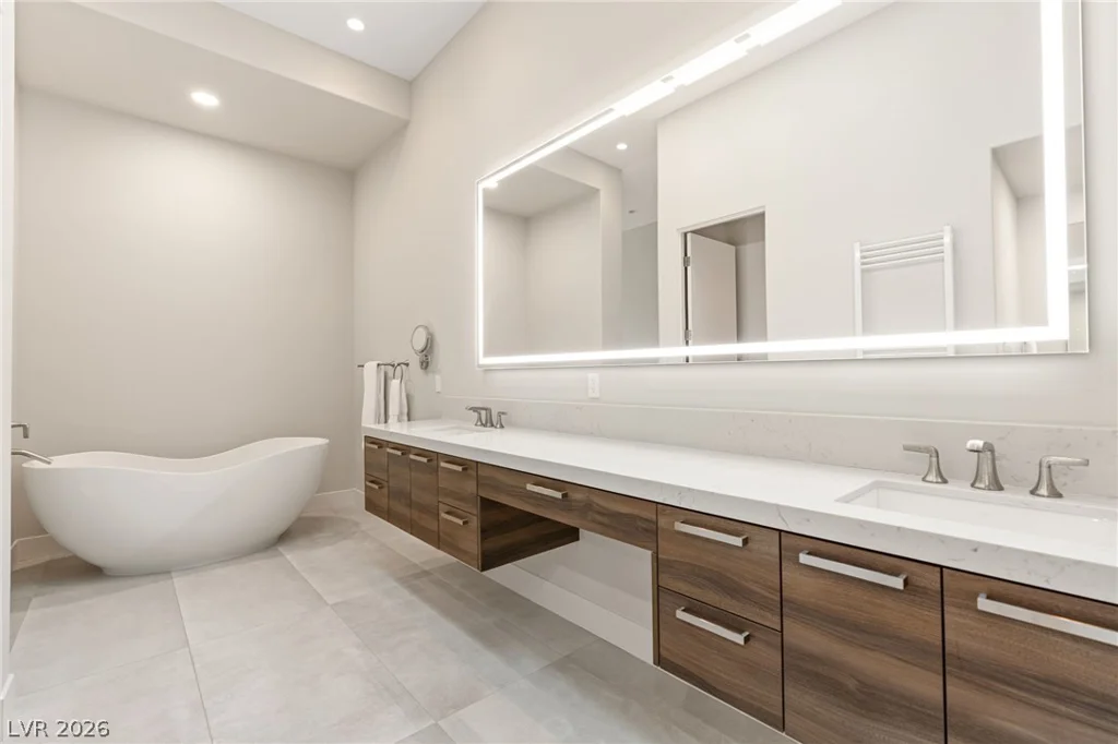656 Falcon Summit, Henderson, NV 89012