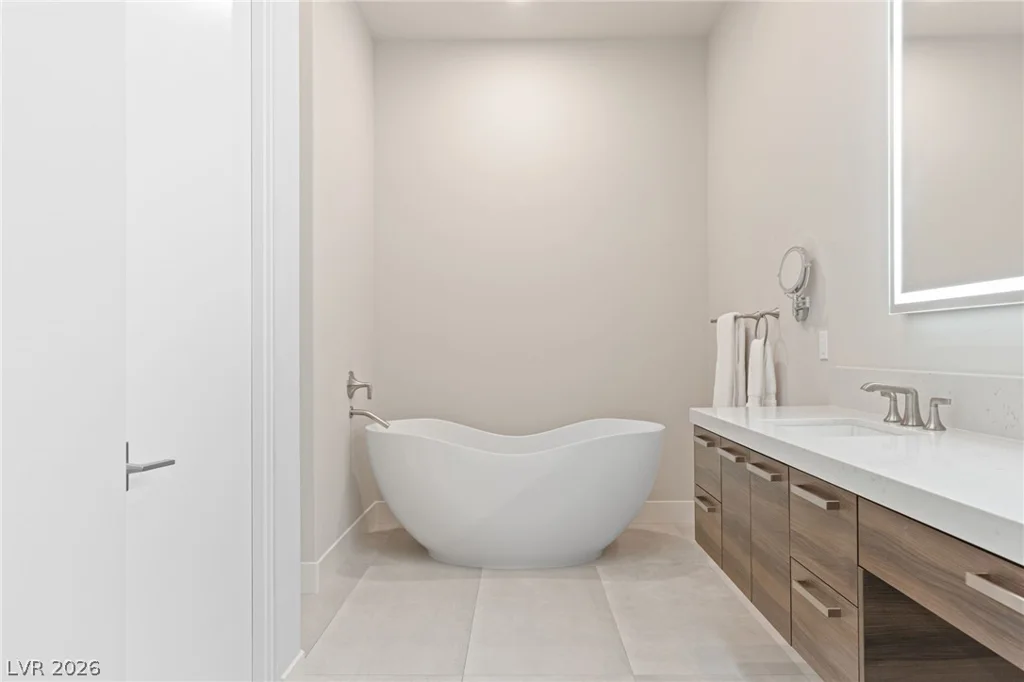 656 Falcon Summit, Henderson, NV 89012