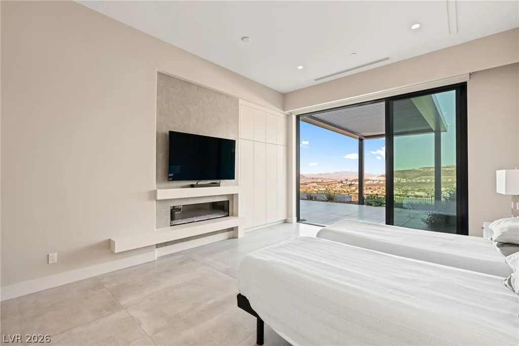 656 Falcon Summit, Henderson, NV 89012
