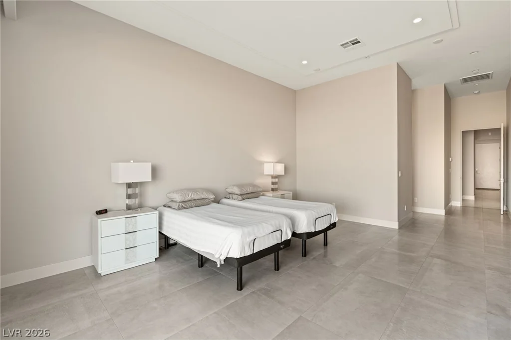 656 Falcon Summit, Henderson, NV 89012
