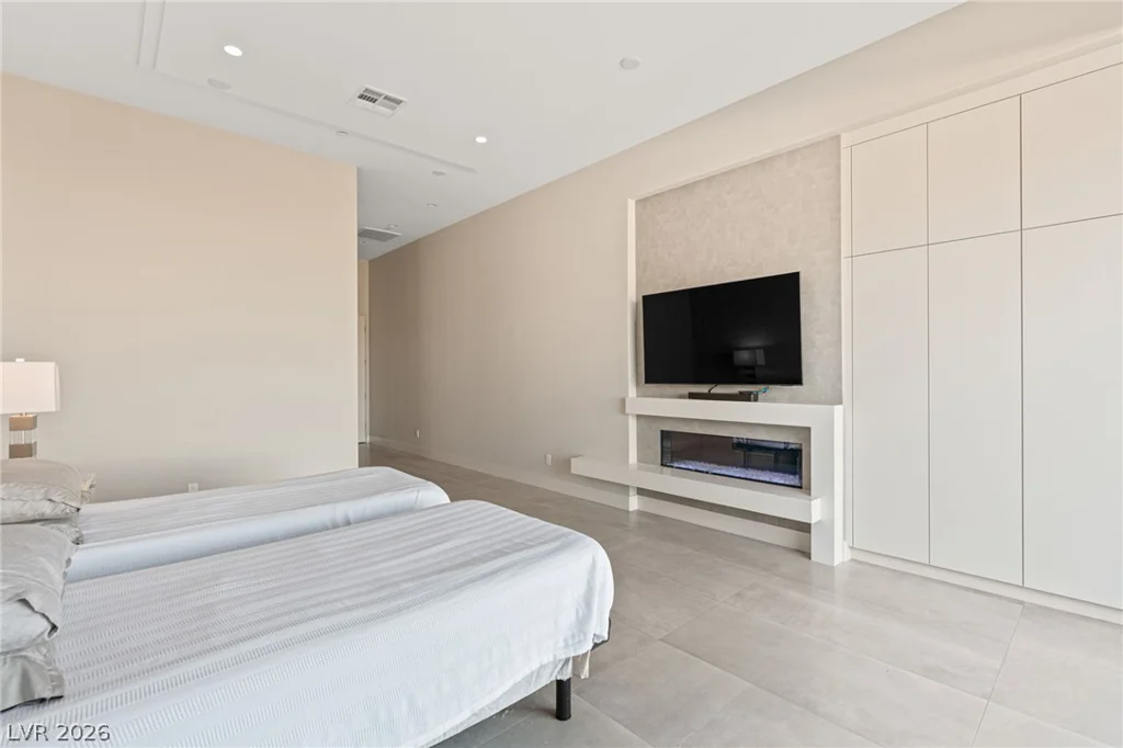 656 Falcon Summit, Henderson, NV 89012