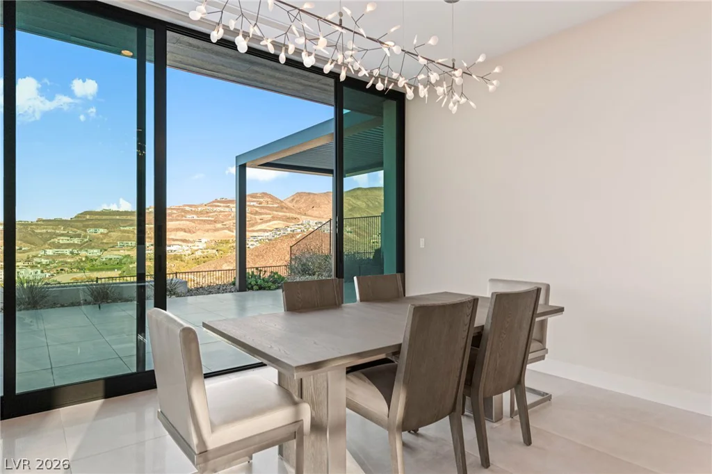 656 Falcon Summit, Henderson, NV 89012