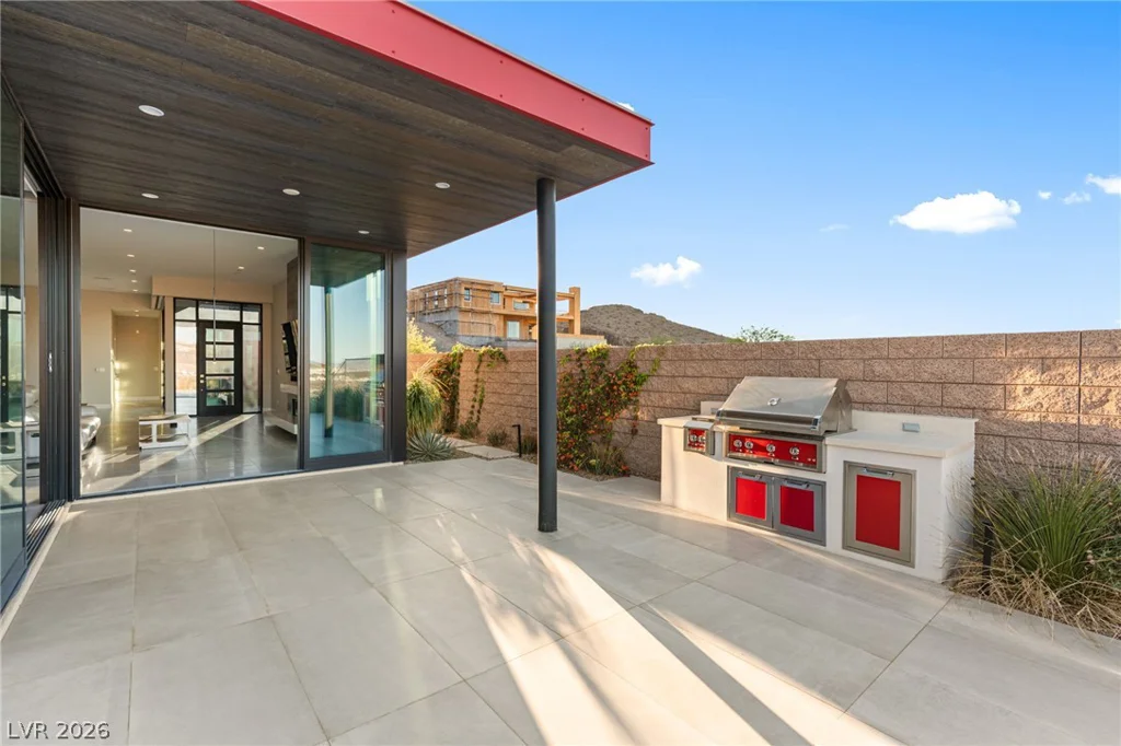 656 Falcon Summit, Henderson, NV 89012