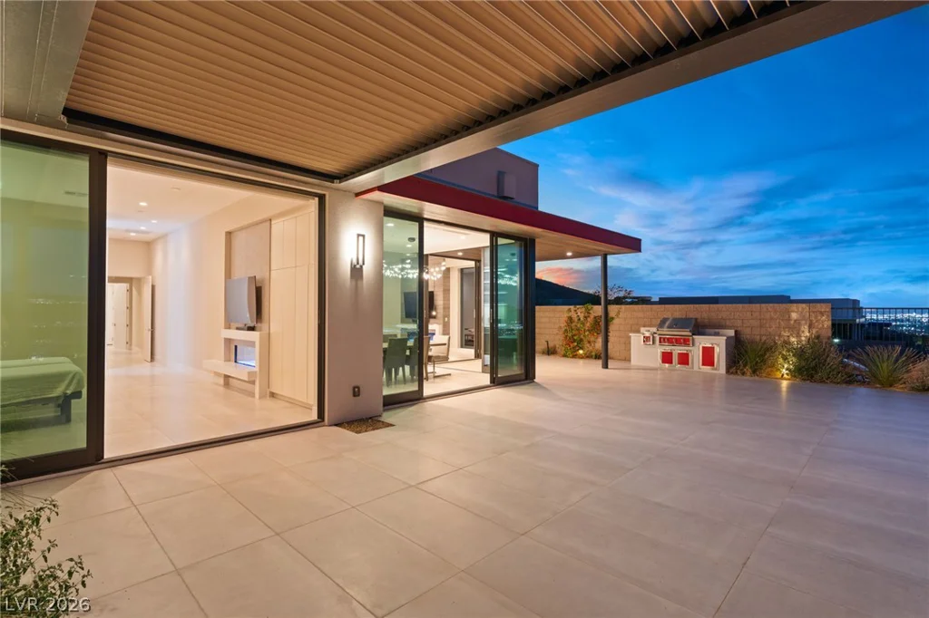 656 Falcon Summit, Henderson, NV 89012