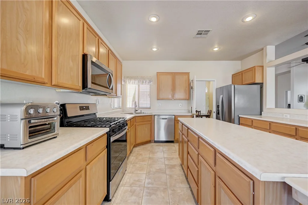8316 Dawn Breeze, Las Vegas, NV 89131