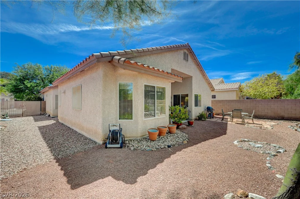 8316 Dawn Breeze, Las Vegas, NV 89131