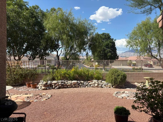 8316 Dawn Breeze, Las Vegas, NV 89131