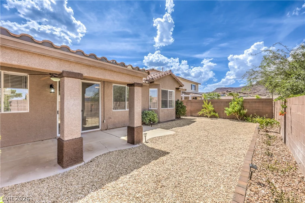 168 Ridge Crossing, Henderson, NV 89002