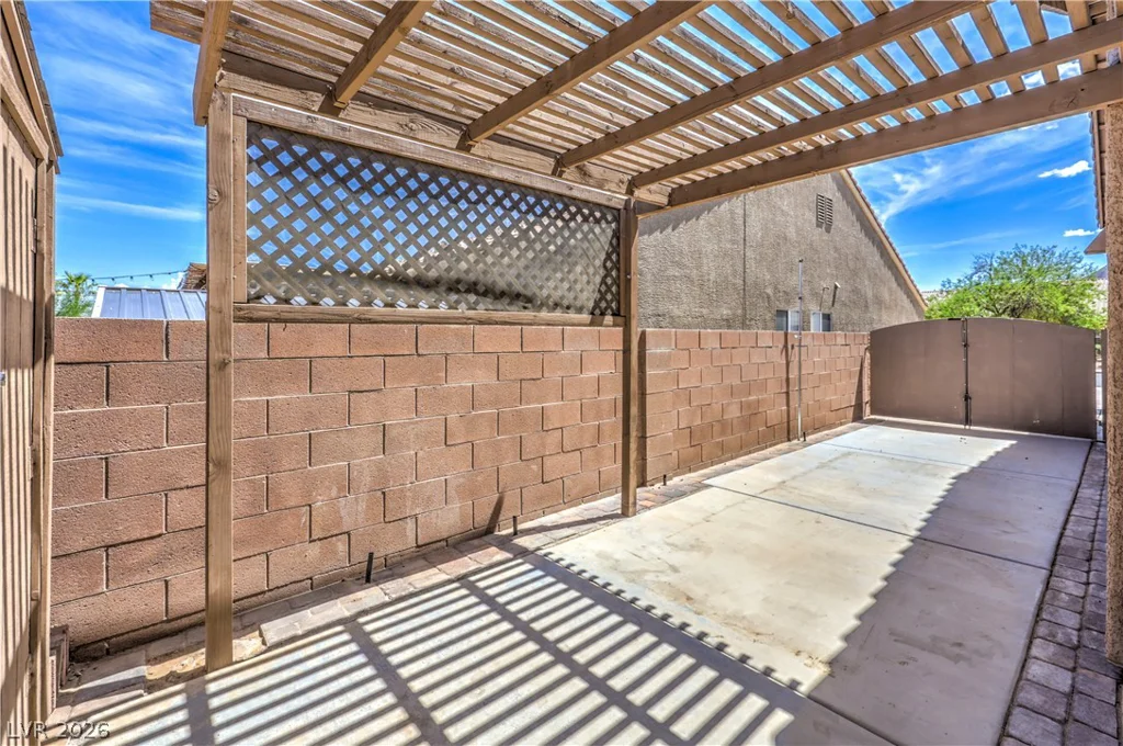 168 Ridge Crossing, Henderson, NV 89002