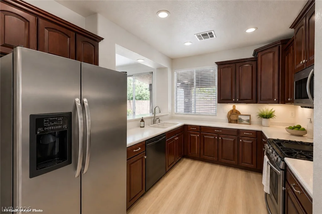 168 Ridge Crossing, Henderson, NV 89002