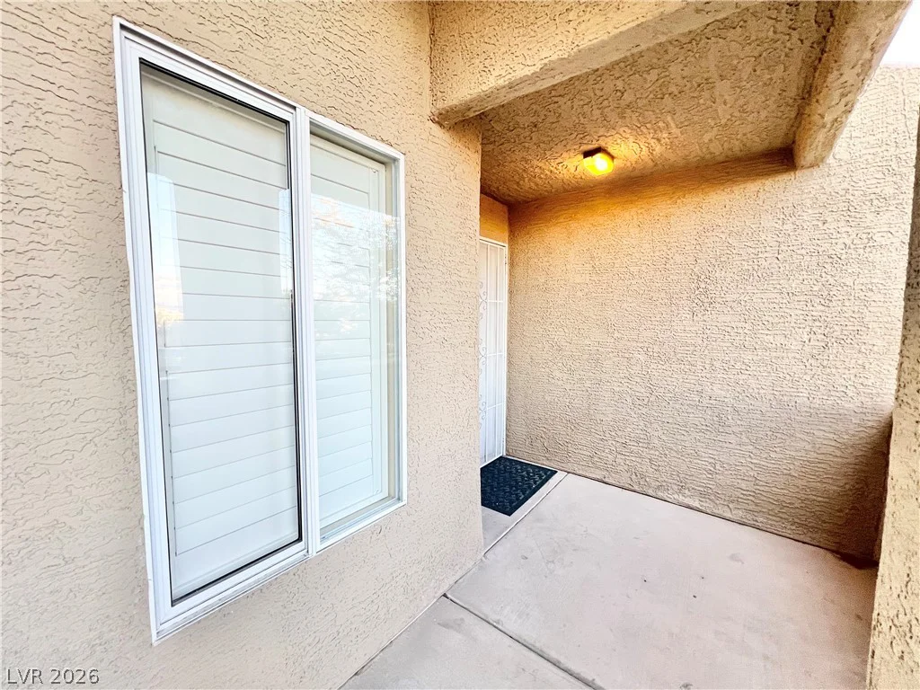 8070 Russell, Las Vegas, NV 89113