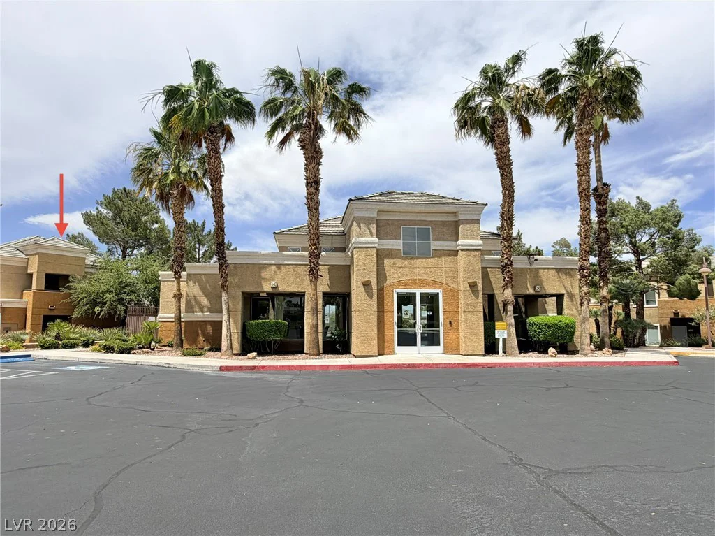 8070 Russell, Las Vegas, NV 89113