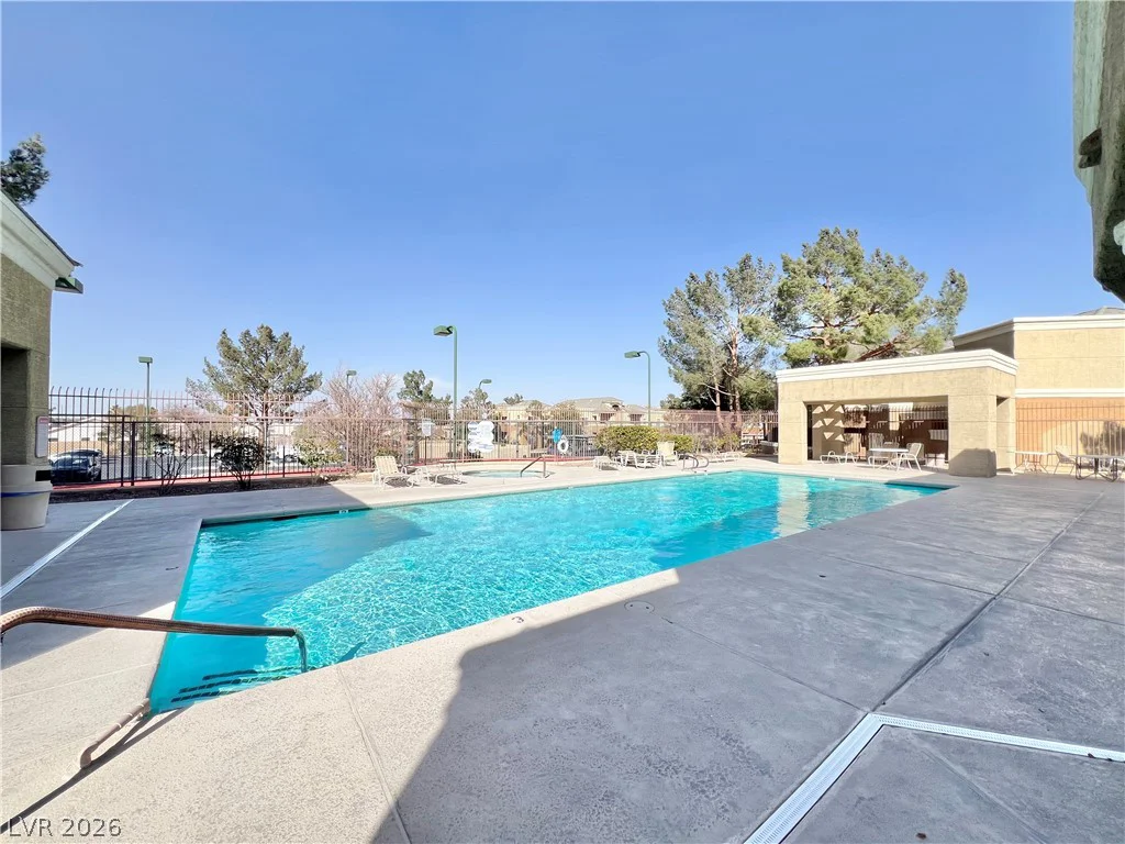 8070 Russell, Las Vegas, NV 89113