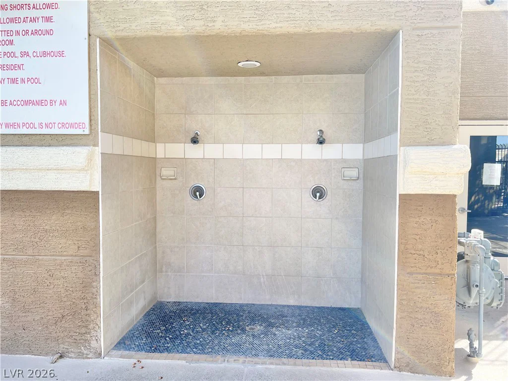 8070 Russell, Las Vegas, NV 89113