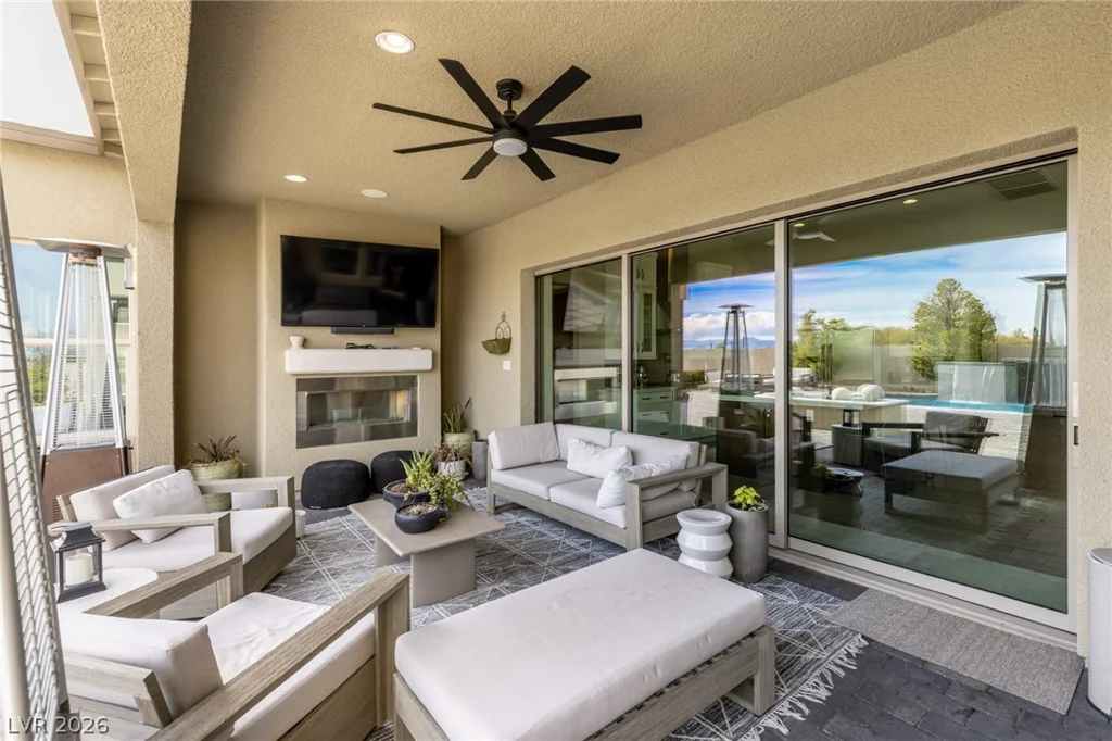 7851 Wigwam, Las Vegas, NV 89113