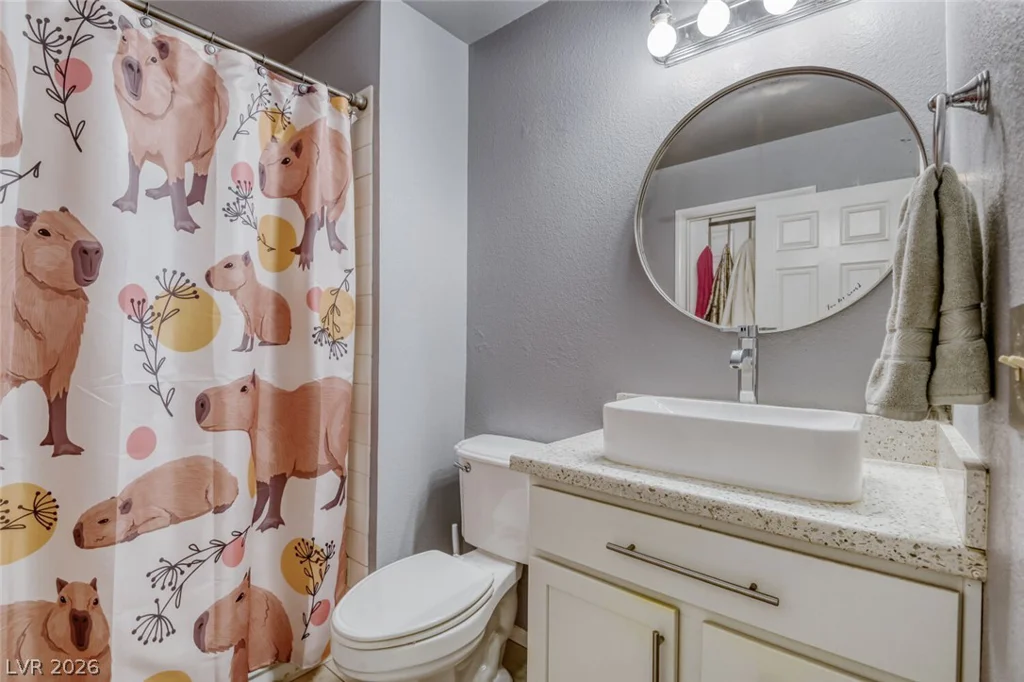 6227 Meadow Vista, Las Vegas, NV 89103