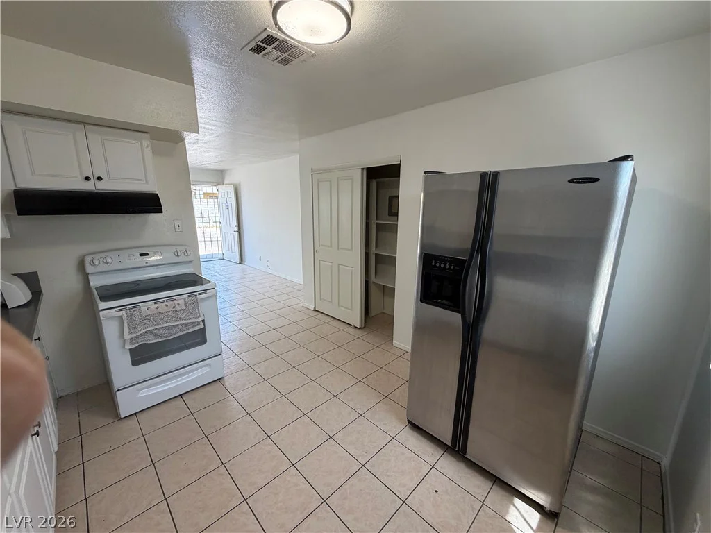 425 Merlayne, Henderson, NV 89011
