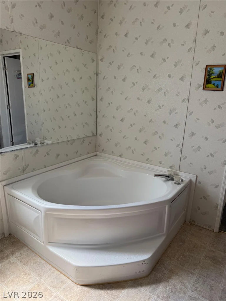 6440 Park Retiro, Pahrump, NV 89060
