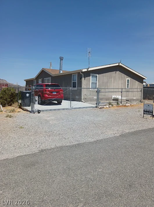 6440 Park Retiro, Pahrump, NV 89060