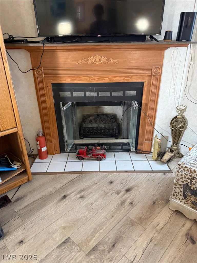 6440 Park Retiro, Pahrump, NV 89060