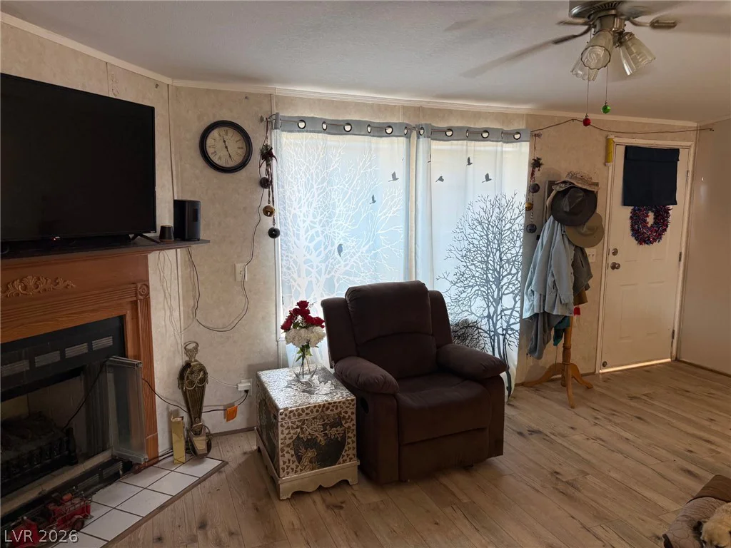 6440 Park Retiro, Pahrump, NV 89060